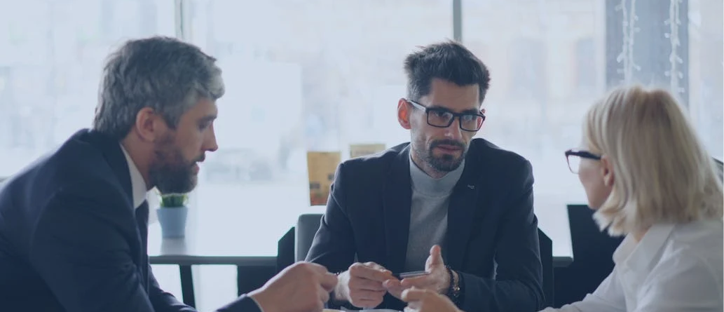 Help new individual car owners establish a legal operation system from scratch